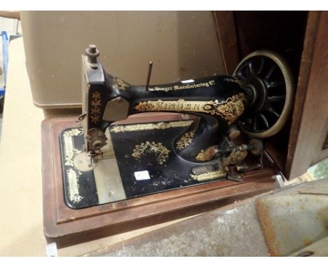 Vintage Singer hand sewing machine in wooden case. Not available for in-house P&amp;P 