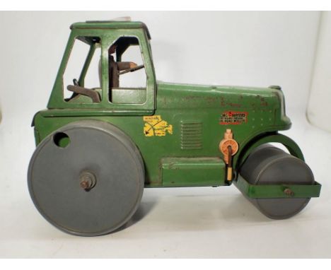 Minic Toys tinplate road roller. UK P&amp;P Group 1 (£16+VAT for the first lot and £2+VAT for subsequent lots) 