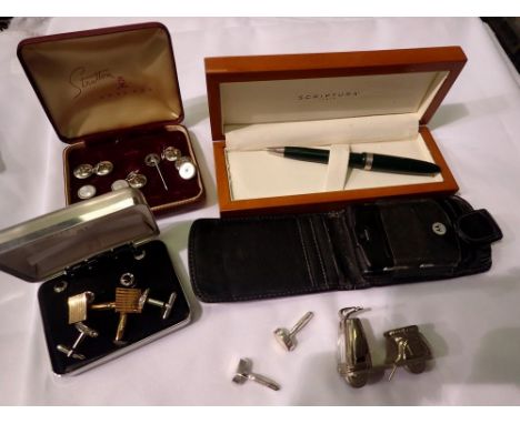 Collectables including a boxed pen, cufflinks, studs etc. UK P&amp;P Group 1 (£16+VAT for the first lot and £2+VAT for subseq