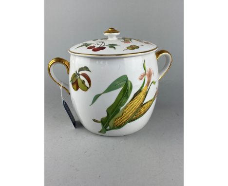 ROYAL WORCESTER EVESHAM PATTERN PART DINNER SERVICE, including plates, bowls, tureens and serving dishes