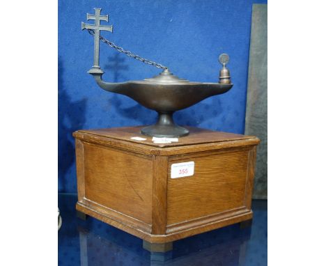 A 'TOC H' (TALBOT HOUSE) 'LAMP OF MAINTENANCE' bronze oil lamp with Cross of Ypres and Latin inscription to the top "Lumin in