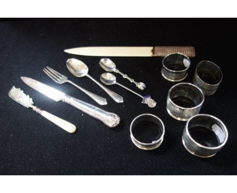 A PAIR OF SILVER ENGINE-TURNED NAPKIN RINGS, three others, and other small silver c.5.2oz weighable