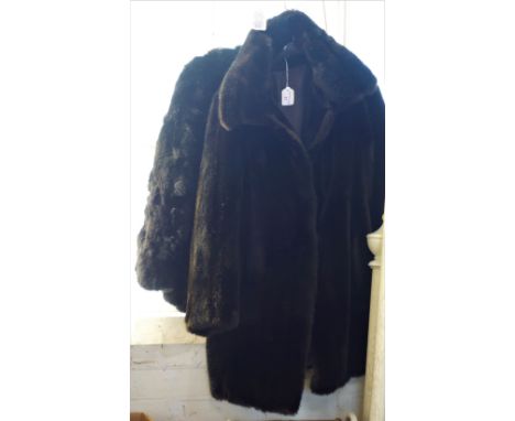 A LADY'S VINTAGE FUR COAT and a synthetic fur coat (2)
