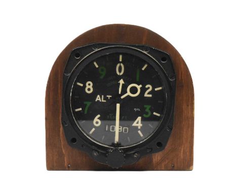 A vintage 1950s RAF Royal Air Force Altimeter cockpit instrument MK 20A. Measures up to 35,000 feet. Mounted in a wooden case