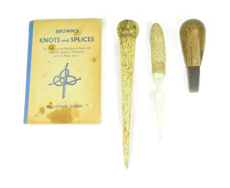 A collection of x3 vintage nautical fids of bone, plastic, and wood construction together with a 1960s Brown's Knots and Spli