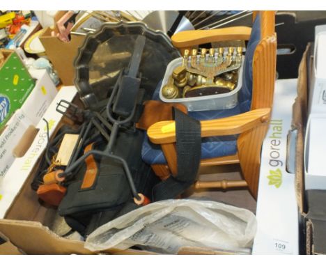 A TRAY OF ASSORTED HOUSEHOLD SUNDRIES TO INCLUDE A VIDEO CAMERA, BIKE ORNAMENT, BRASS WEIGHTS ETC. 