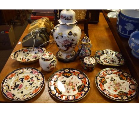 Quantity of Masons 'Mandalay' pattern plates, vases and covers and a table lamp   Condition: 