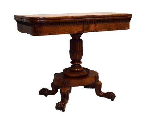 Victorian crossbanded mahogany rectangular fold-over card table standing on a turned and reeded pillar, oval platform and qua