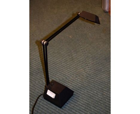 Sigma desk lamp   Condition: 