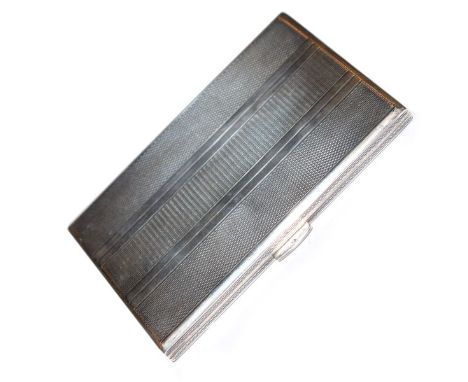 Elizabeth II engine turned silver cigarette case, import marks for London 1957, 6.8oz approx   Condition: 
