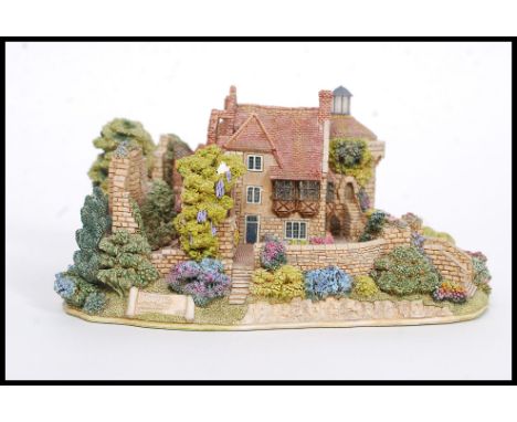 LILLIPUT LANE: Original boxed Lilliput Lane ceramic cottage L2103 Scotney Castle Gardens, original box, with deed certificate