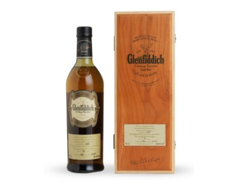  Glenfiddich Vintage Reserve-31 year old-1972Distilled 3rd October 1972, bottled 21st April 2004. Distilled and bottled by Wi