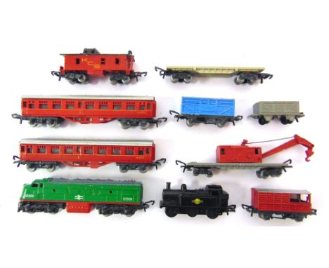 A LONE STAR TREBLE-O-LECTRIC COLLECTION comprising a bo-bo diesel locomotive, D5900, green livery; B.R. 0-6-0 tank locomotive