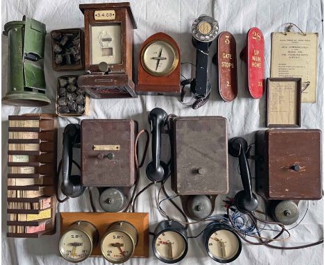 Quantity (18 items) of assorted RAILWAY HARDWARE, signalbox & booking office related, comprising a GWR lamp repeater with bel