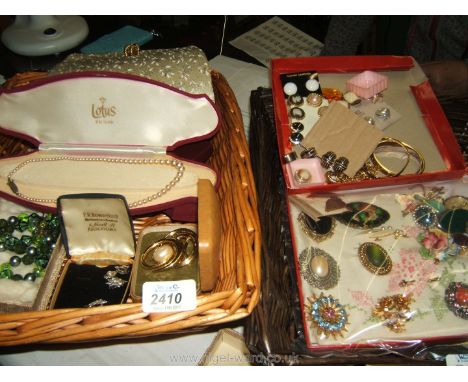 Two boxed Pearl Necklaces, misc vintage Brooches and Earrings inch a Silver Set Marcasite Brooch.