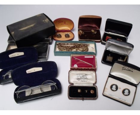 A SELECTION OF VINTAGE CUFFLINKS AND DRESS ACCESSORIES, together with two pairs of cased vintage spectacles etc.
For shipping