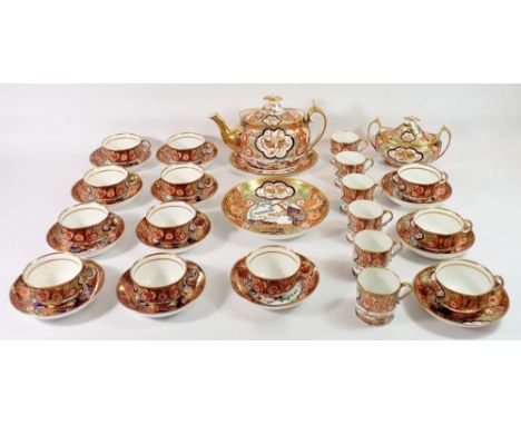 A fine early 19th century Spode tea and coffee service in the London shape, pattern No. 1291 painted exotic birds in the Imar