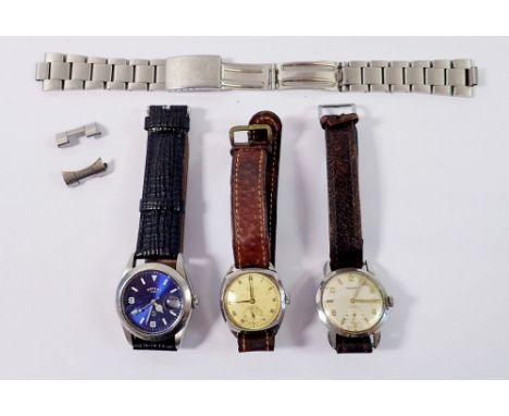 Three gentlemen's vintage wrist watches by Rotary and Everite 
