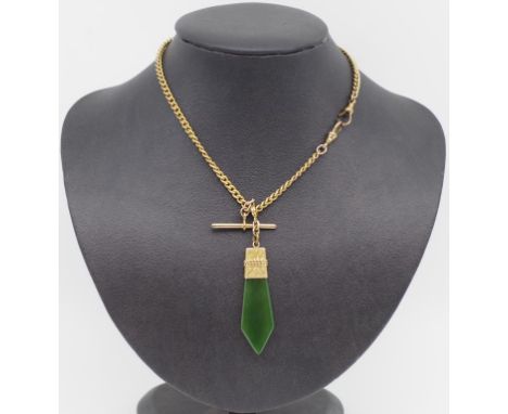 Gold and greenstone fob chain & pendant. 9ct marked to both clasps, t-bar and once to the chain. Jump ring base. Fob pendant 