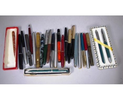 Quantity of vintage fountain pens total of approximately 25 pens, including Esterbrook, Daisy and Platinum.