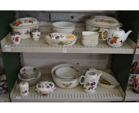 A quantity of Royal Worcester Evesham china.