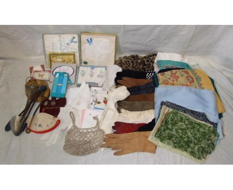 Ladies Handkerchiefs incl. boxed as new, gloves, crocheted bag, scarves, vintage shoe trees etc. 