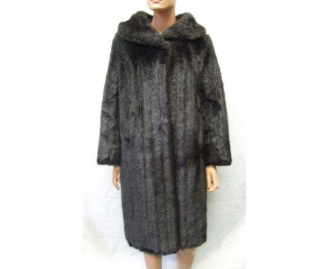 Ladies Vintage Faux Fur Coat labelled Mini Barmink Dunbar size 14 