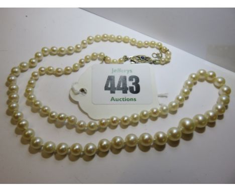 CULTURED PEARL NECKLACE, single strand 18" cultured pearl necklace