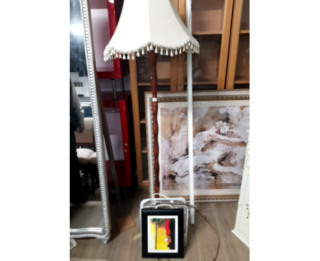 LARGE FLOOR LAMP BLINDS AND A PRINT