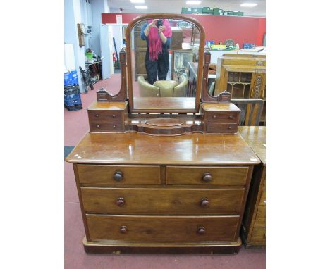 XIX Century Mahogany Dressing Table, with a central mirror, shaped supports, jewel drawers, base with two short drawers, and 