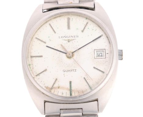 LONGINES - a Vintage stainless steel quartz calendar bracelet watch, ref. 4835, circa 1980s, silvered textured dial with appl