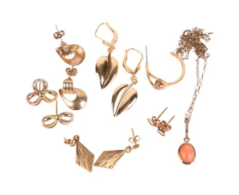 Various jewellery, including leaf drop earrings, coral pendant necklace, etc, 8.2g total . Condition Report: Lot sold as seen