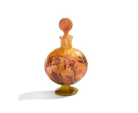KLEINER FLAKON MIT TRÄNENDEN HERZEN.  Daum Frères. Nancy.  Datierung: 1905-1915. Material: Farbloses Glas mit gelben, roten u