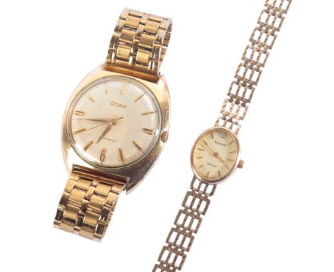 ACCURIST: A LADY'S 9CT GOLD WRISTWATCHwith quartz movement, the gold dial with gold baton numerals and gold hands, (c.13.04g)