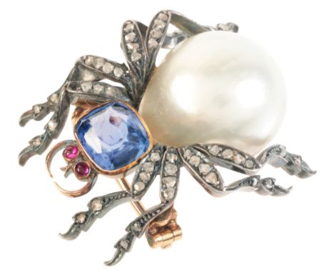 AN ANTIQUE CEYLON NO HEAT SAPPHIRE, PEARL AND DIAMOND SPIDER BROOCHin silver on gold, set with a cushion cut sapphire of c.1.