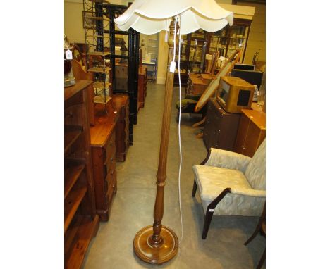 Reeded Pillar Standard Lamp with Shade