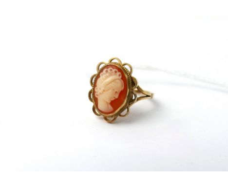 9 ct gold cameo ring 