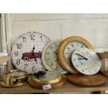 Mixed Lot: Modern wall clocks and barometer