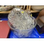 Mixed Lot: Various drinking glasses and other glass wares