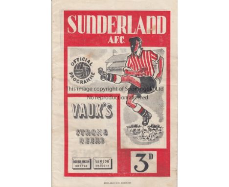 SUNDERLAND - TOTTENHAM 50-51   Sunderland home programme v Tottenham, 3/2/51, small newspaper match report cutting included, 