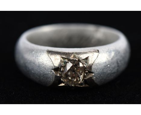 French diamond ring, with central old cut diamond weighing an estimated 0.24 carats, in aluminium, size GCondition Report:  g
