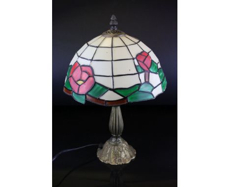 Tiffany style Table Lamp, 38cms high 