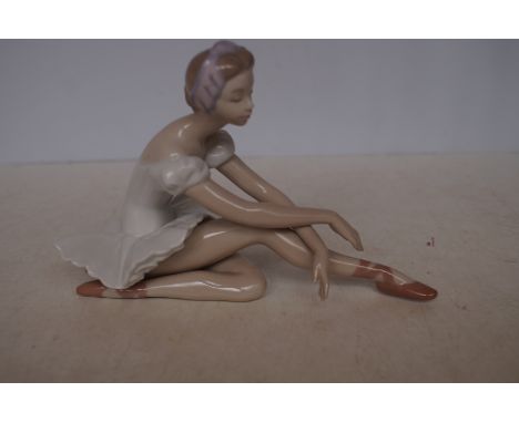 Lladro ballerina 