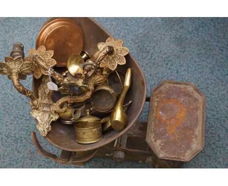Vintage scales &amp; brass ware 