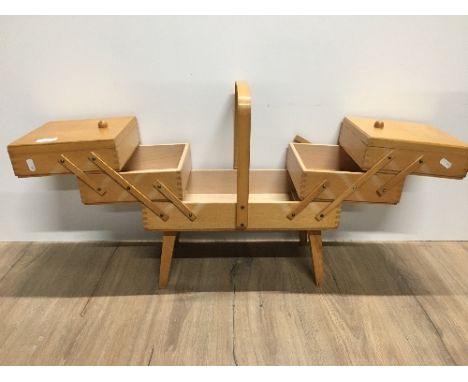 VINTAGE SEWING BOX