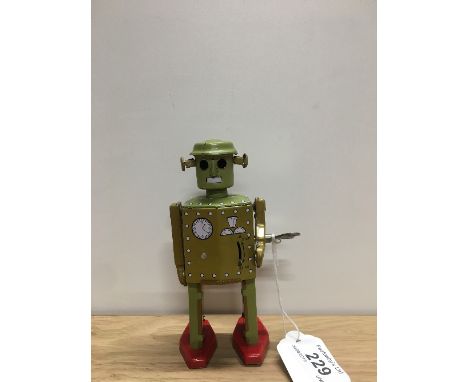 TIN PLATE ROBOT (CHINA)