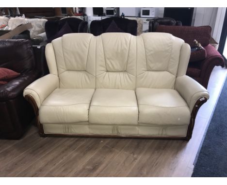CREAMY LEATHER SOFA