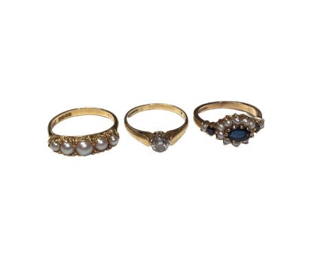 Diamond single stone ring in 18ct gold setting, size M½, Victorian style 18ct gold five stone cultured pearl ring, size N and