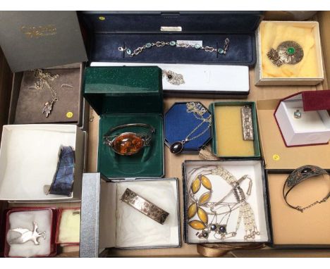 Collection of silver jewellery to include an amber and silver bangle, an amber and silver bracelet, Welsh Clogau silver and r