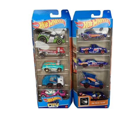 Mattel Hot Wheels diecast vehicles, on card with blister packs (1 box)
